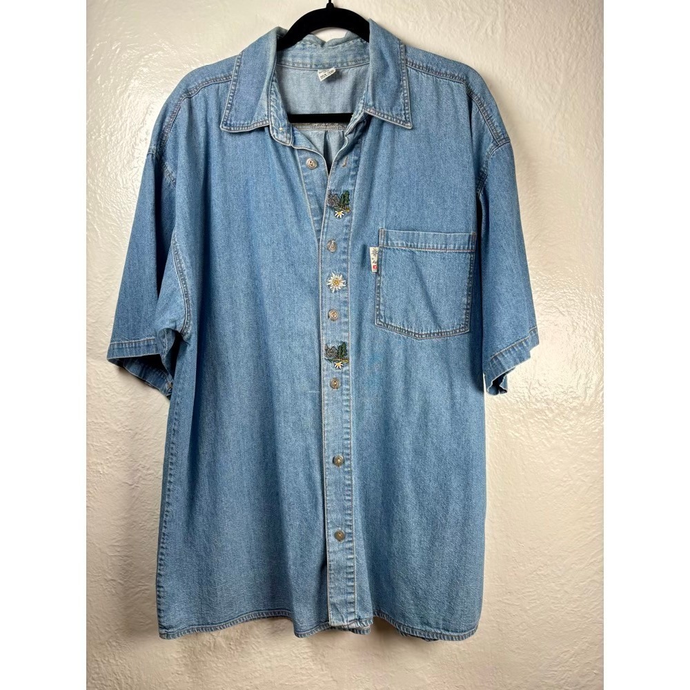 Kova Denim Button Down Shirt XL Embroidered Cottage Swiss Floral Alpine Retro